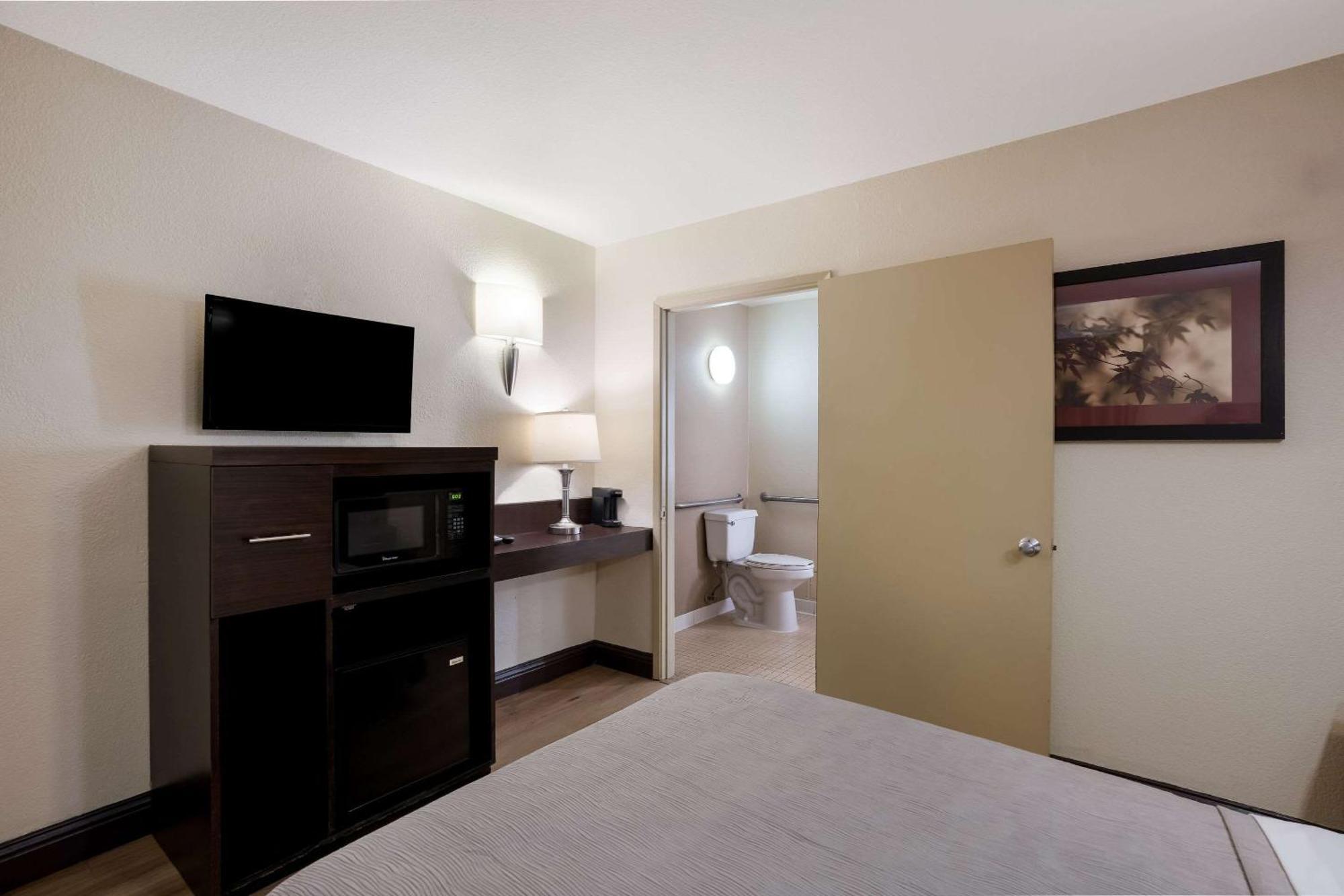 Quality Inn Elk Grove-Sacramento Eksteriør bilde