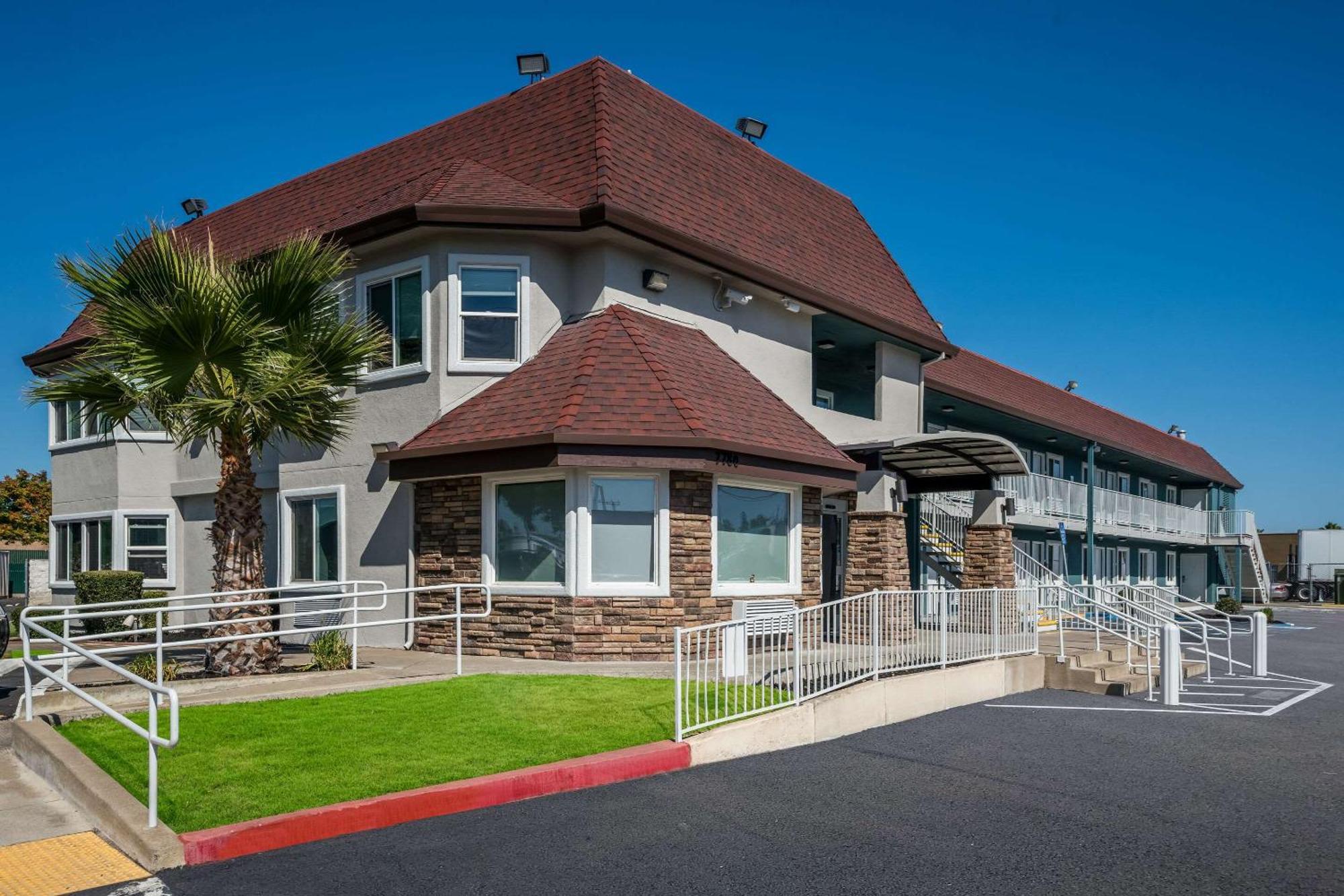 Quality Inn Elk Grove-Sacramento Eksteriør bilde