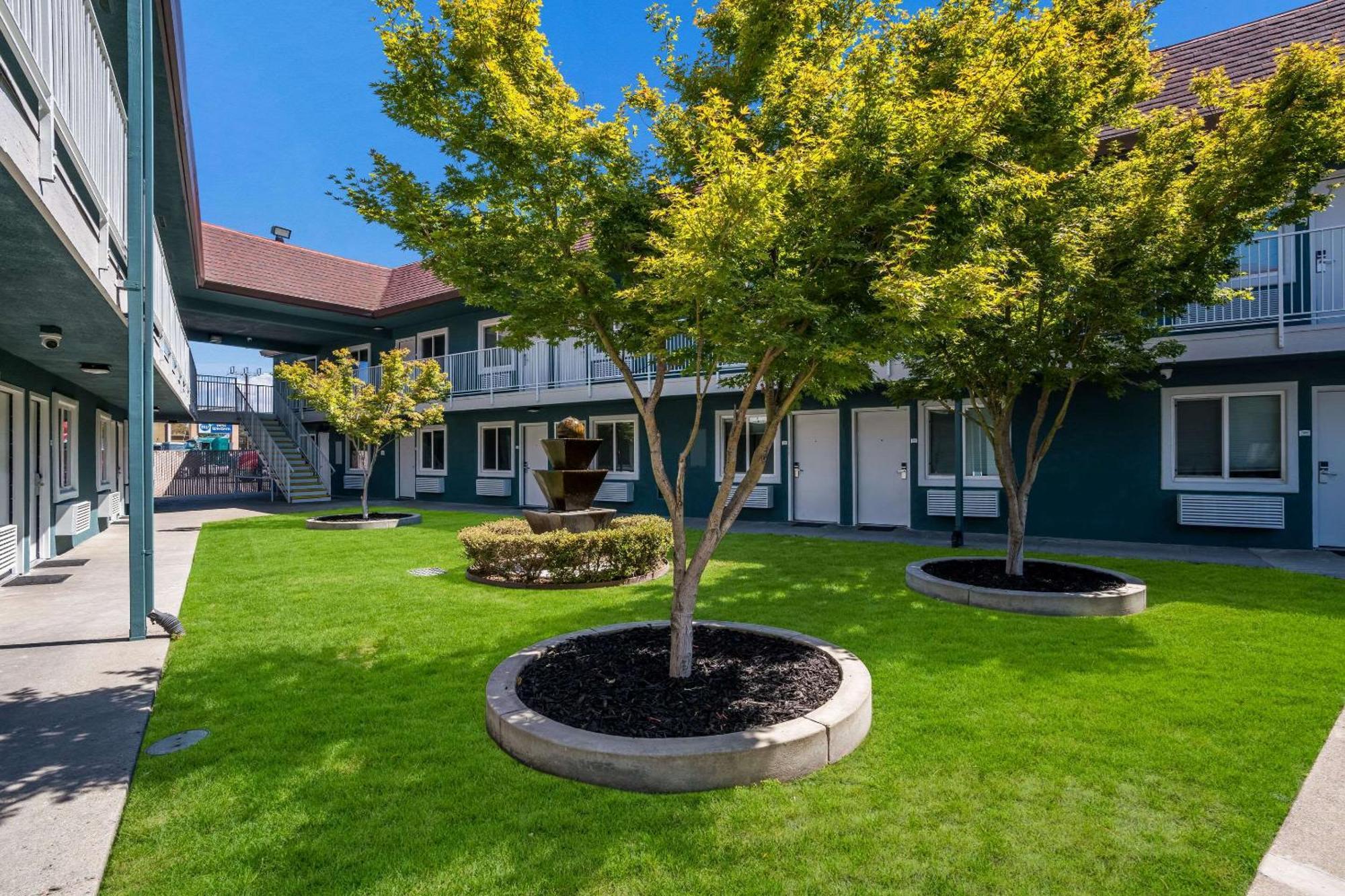 Quality Inn Elk Grove-Sacramento Eksteriør bilde